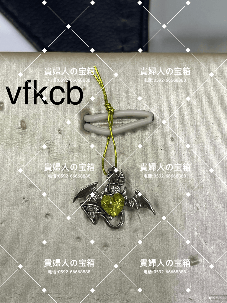 vfkcb - 貴婦人の宝箱