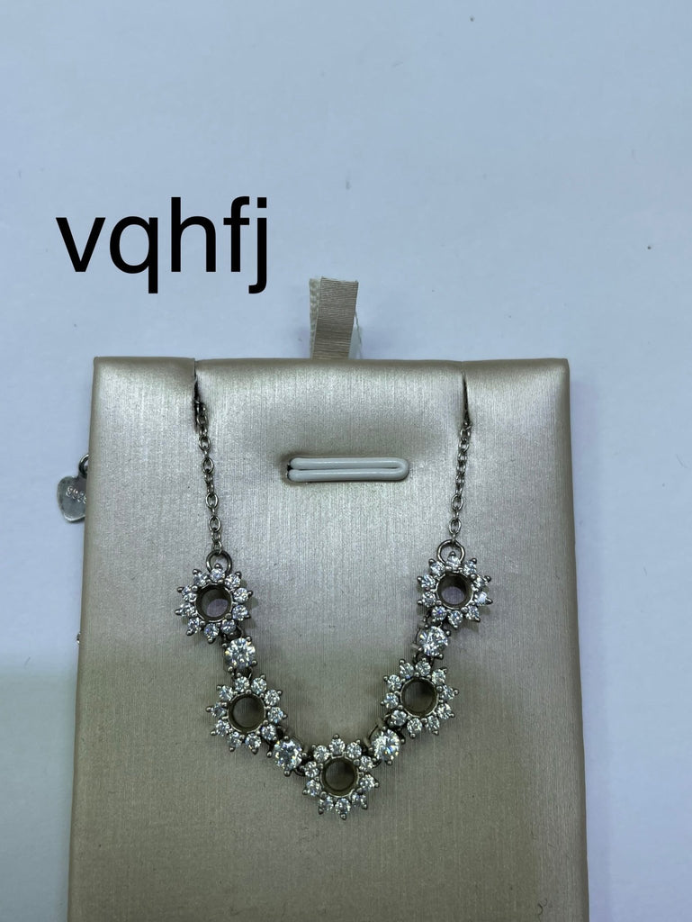 vqhfj - 貴婦人の宝箱